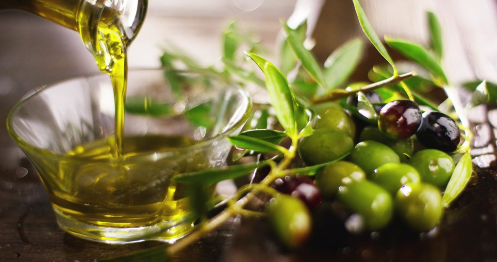 Foto di olio e olive