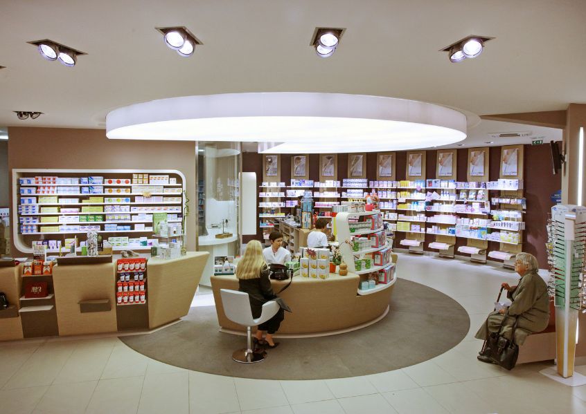 Foto interni farmacia 3